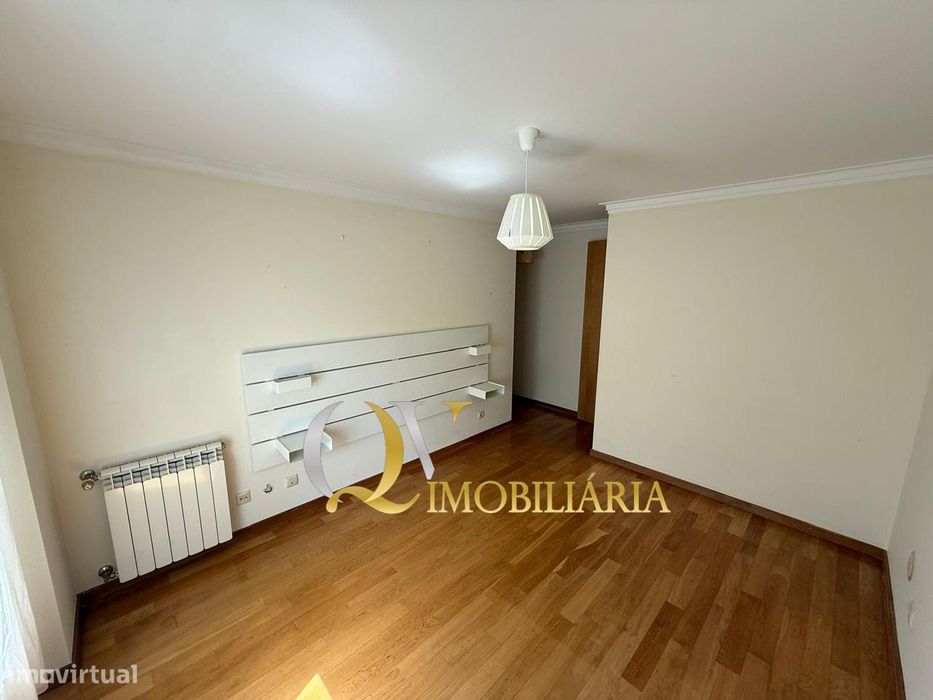 T3+1 Apartment for Rent in Arneiro, S. Domingos de Rana