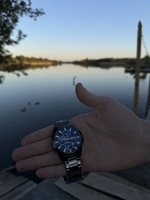 Елегантний годинник Hugo Boss, чорний та сірий варіант