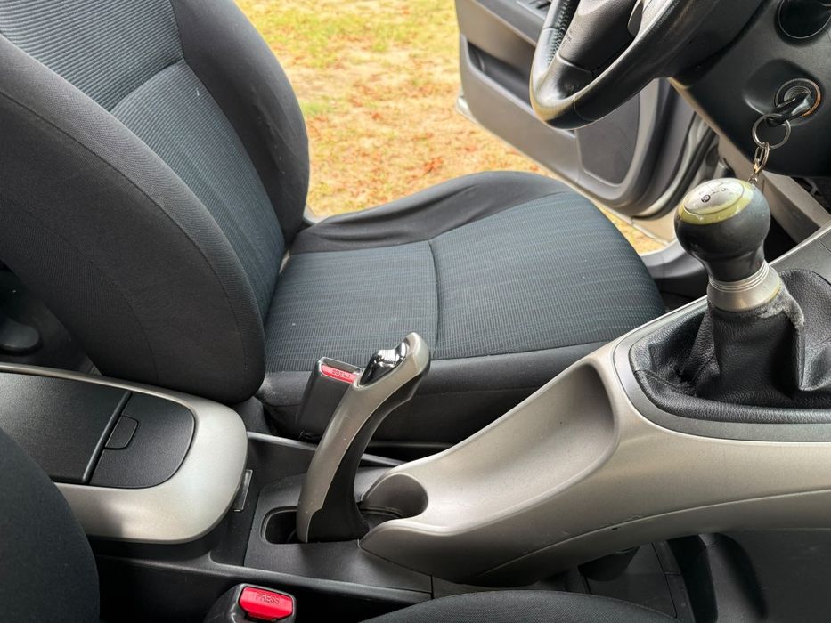 Samochód Toyota AURIS