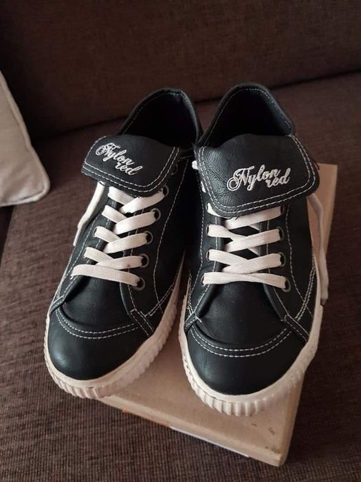 Trampki r.37 jak nowe