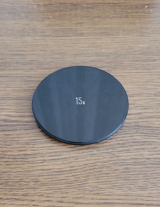 Бездротовий зарядний пристрій BASEUS (15 W).