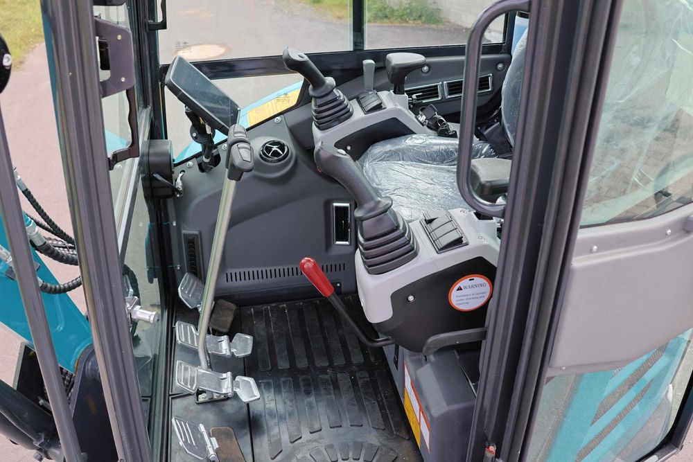 Minikoparka 3.8t SCHMIDT AR360 YANMAR Klima Zero Tail 2026