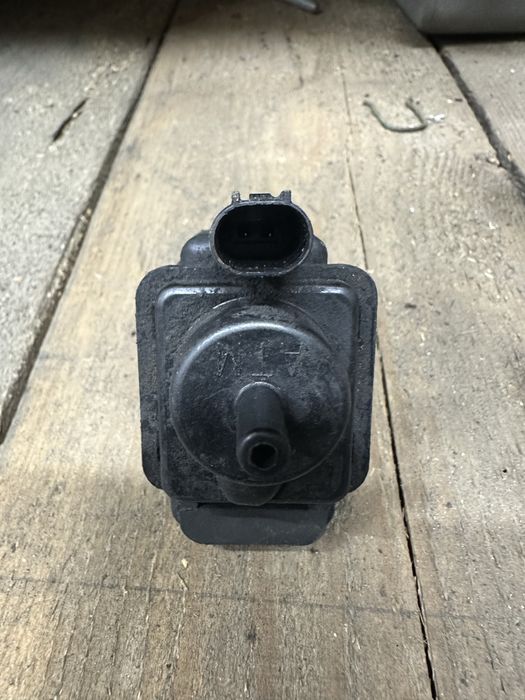 Клапан управления турбиной Mercedes Vito 638, C 203, E 210 A0005450427