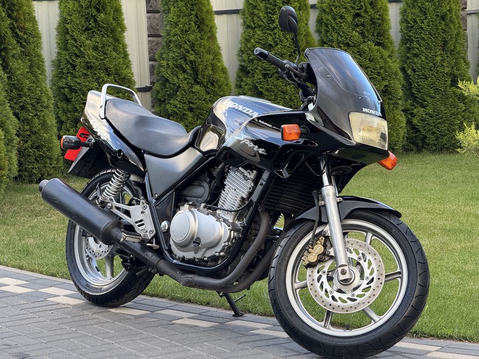 Honda CB-500 sport