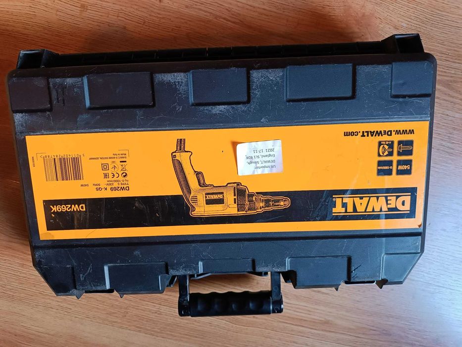 Wkrętarka elektryczna z walizką