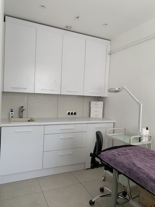 Кабінет в салоні краси в оренду