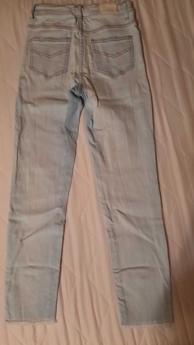 Spodnie jeansy skinny dziewczęce RESERVED - rozmiar 158 cm