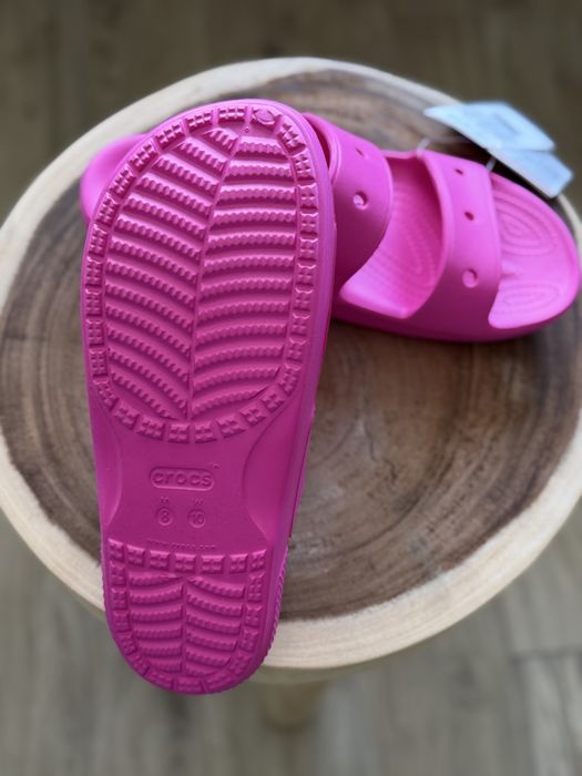 Klapki CROCS  Classic w kolorze różowym