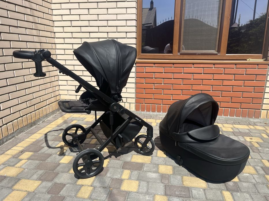 Продам коляску Anex Eli 2 в 1 (люлька + прогулка)