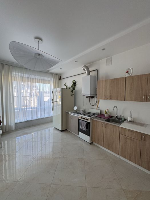 ПРОДАЖ котеджу з ремонтом в с.Зубра (поруч Сихова)