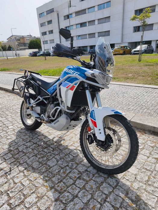 Aprilia Tuareg 660