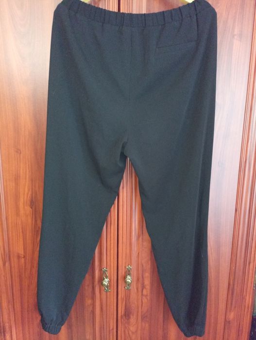 Брюки сучасні, без дефектів.