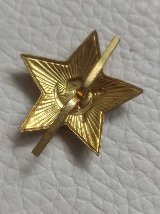 Gwiazda na czapce, model 1941, .RKKA.