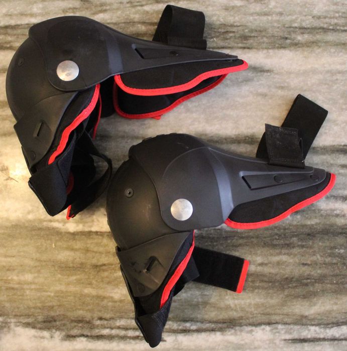 Par de protetores de joelho Alpinestars