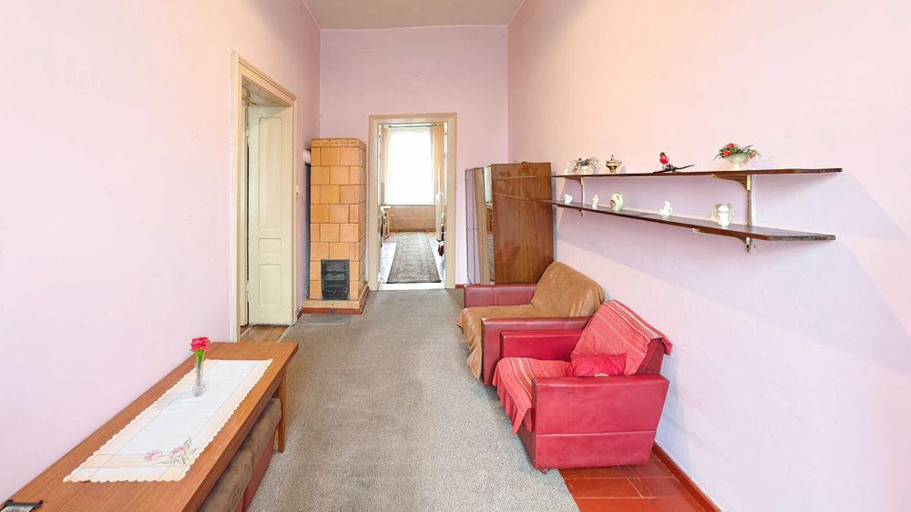 Centrum | 2 pokoje 74 m² | Duży balkon | Wysokie sufity | Słoneczne
