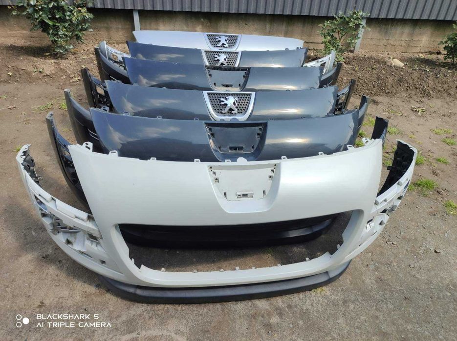 Бампера ПЕЖО 3008-5008 рік