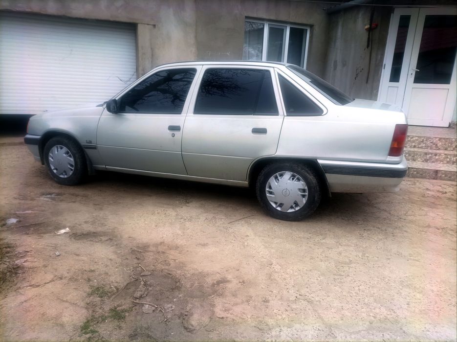 Opel Kadett 1.4i