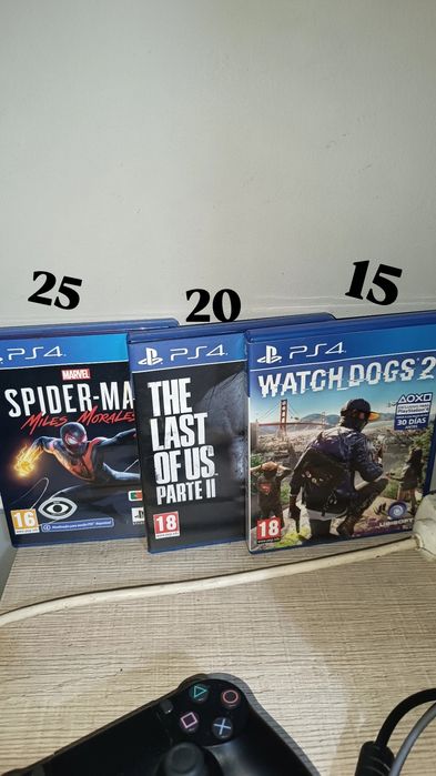 Jogos 3 da PS4  como novo