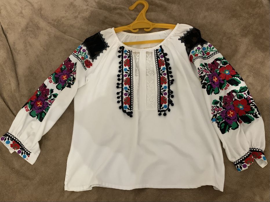 Вишиванка жіноча