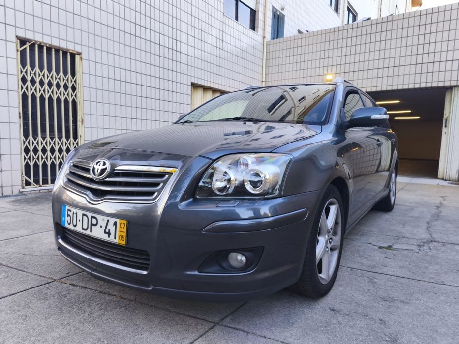 Toyota Avensis SW 2.2 150cv