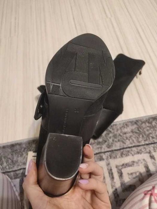 nowe buty Tommy Hilfiger gigi hadid helled boot rozm. 38