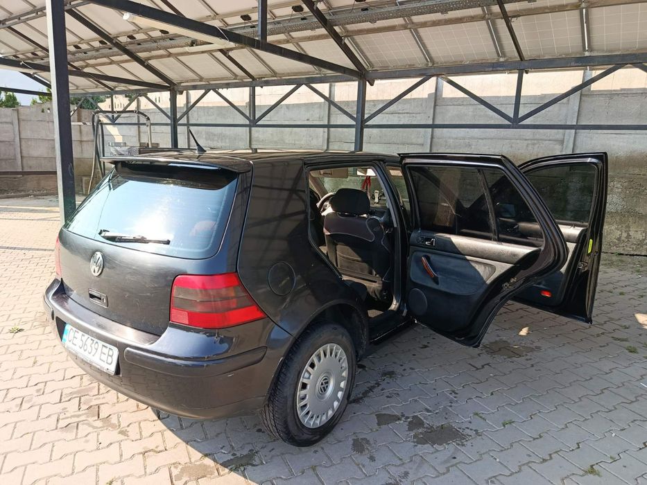 Volswagen Golf4 1.6бензін