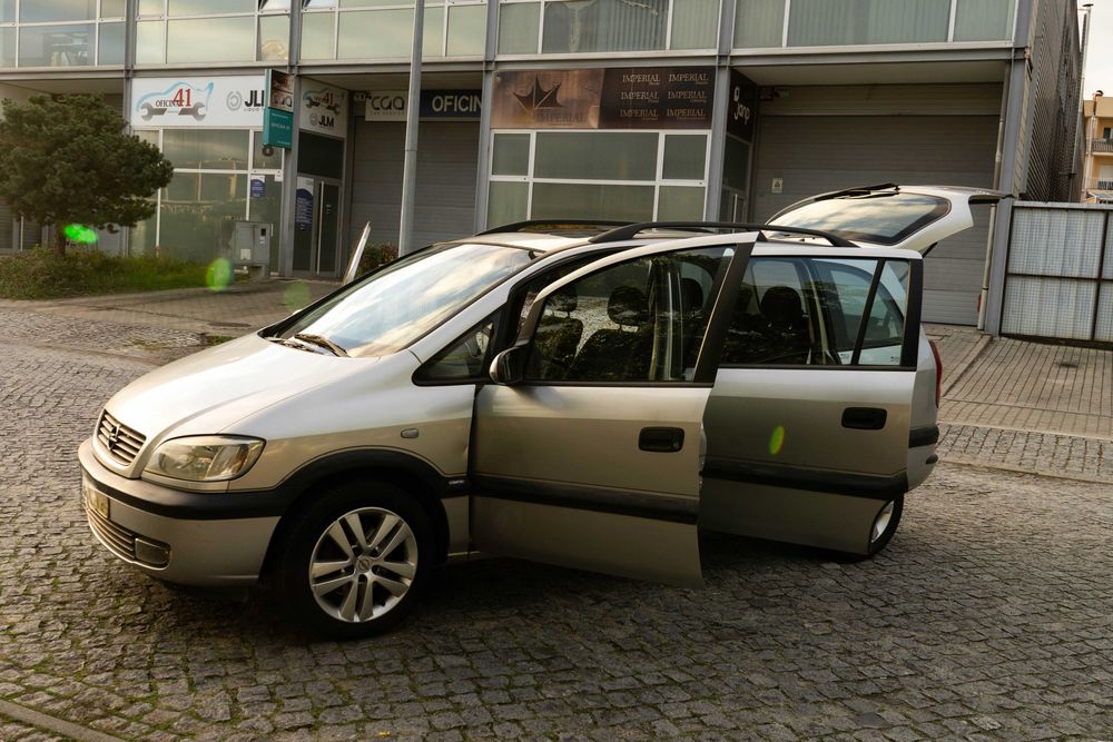 Opel Zafira 2000