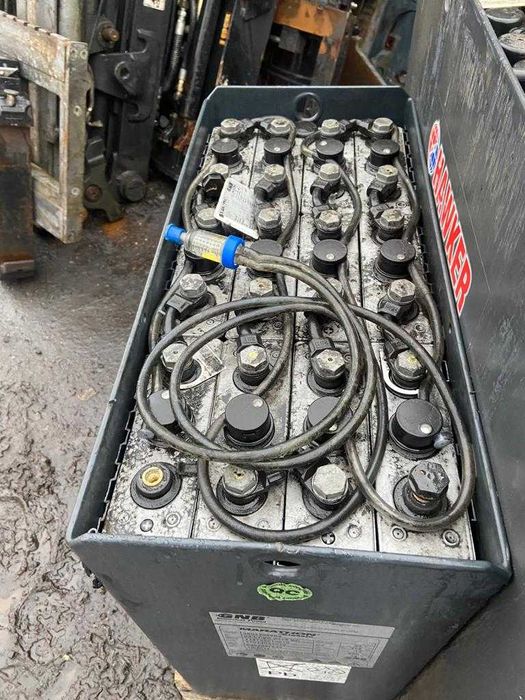 Magazyn energii fotowoltaika bateria CLASSIC 24V 375Ah