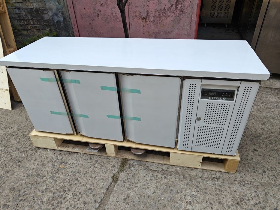Столы холодильные морозильные на 2,3 двери бу новые