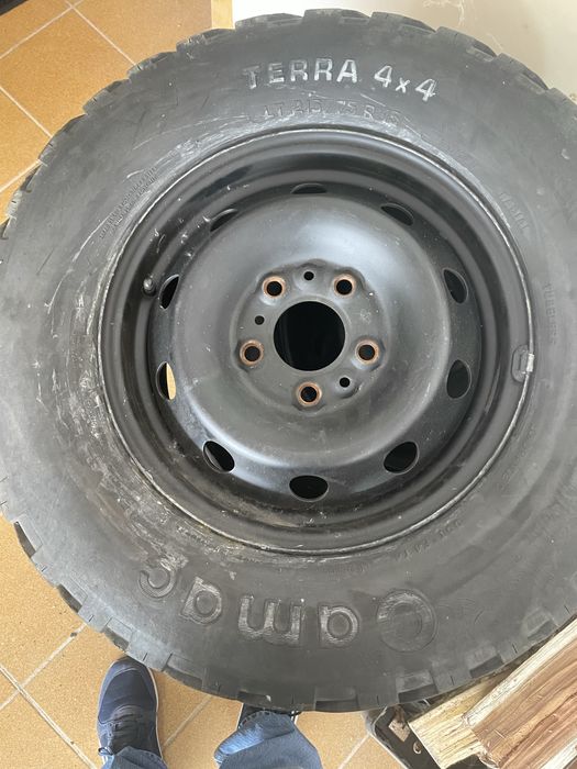 Pneus  Camac terra 4x4 LT 215 75 R15