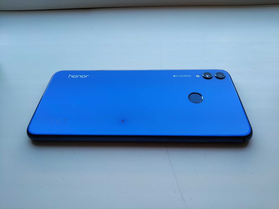 Продам телефон Huawei HONOR 8X 4/64 Gb 6,5".
