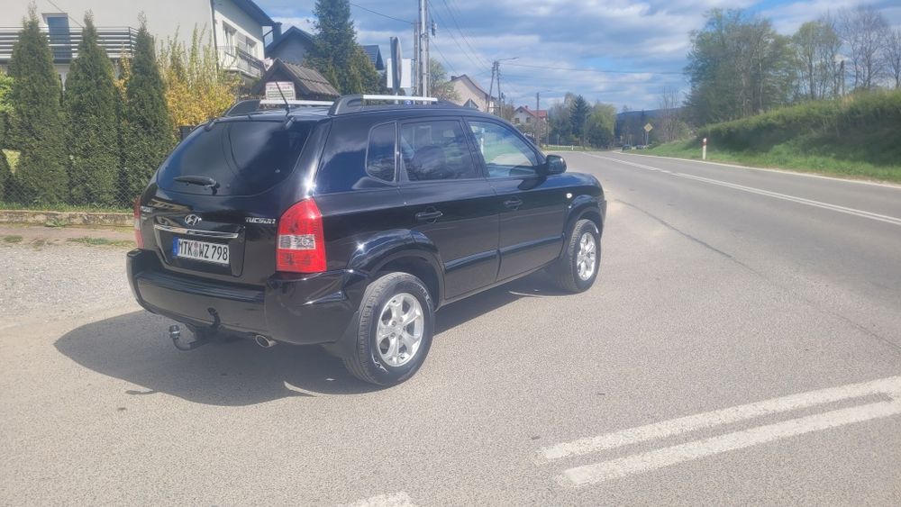 Hyundai tucson  z Niemiec  2.0 benzyna  super stan!!