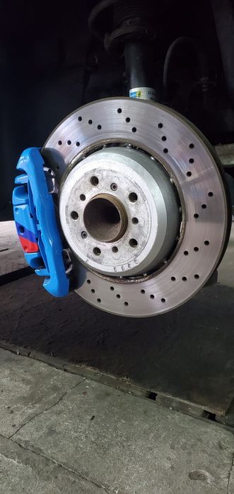 Продам бмв е90 320