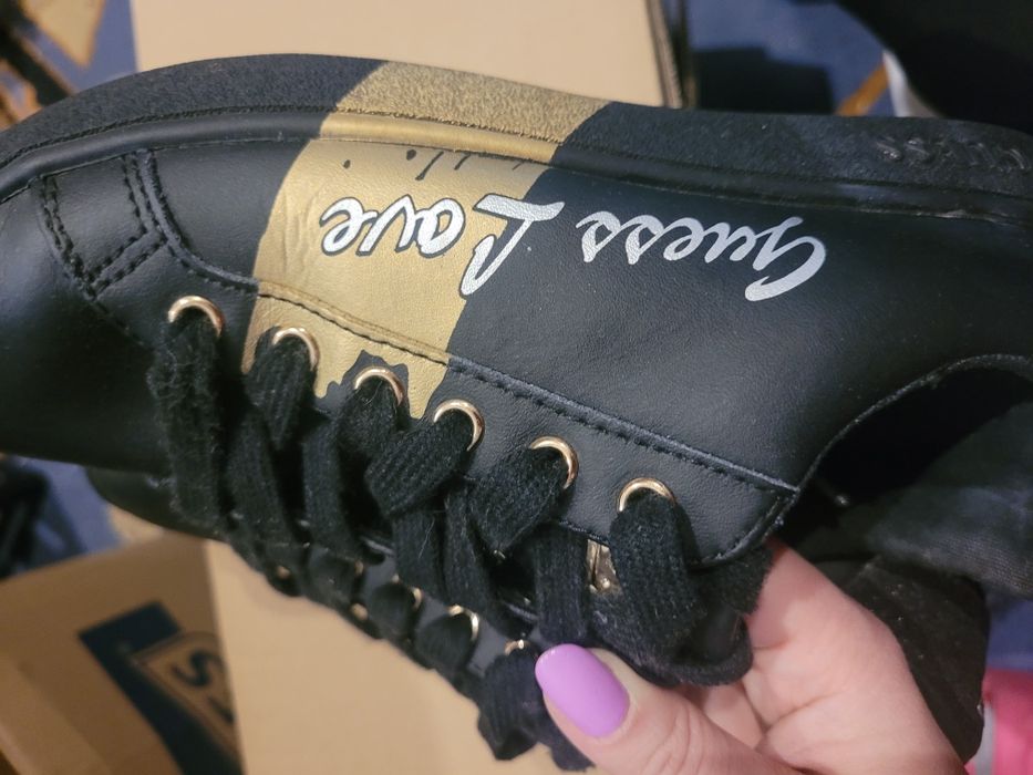 Czarne trampki Guess rozmiar 35