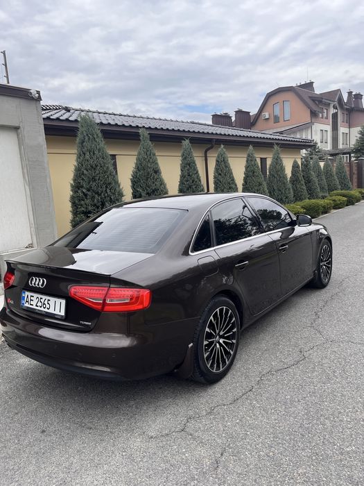 Продам Aubi a4b8