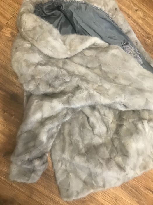 Шуба норкова сіра розмір 52-54 ціна 8500 грн