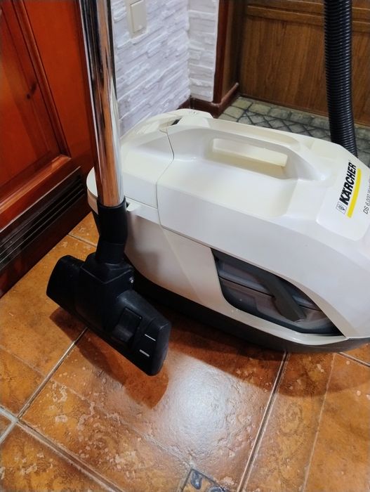 Пылесос Karcher dc 6000,с водным фильтром, мечта аллергиков.