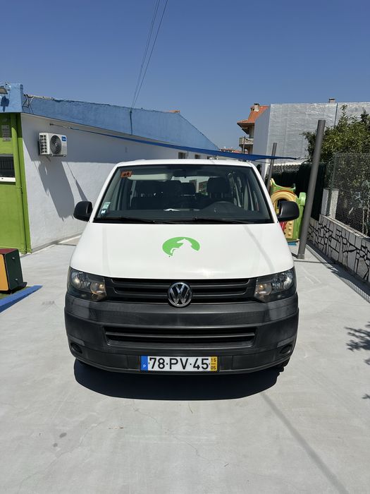 Carrinha VW TRANSPORTER 9 lugares