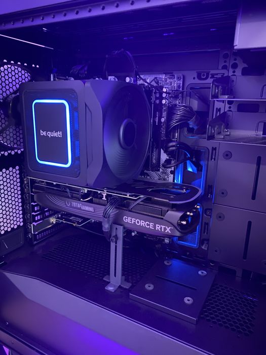 PC  i7-14700KF RTX 4070 Ti SUPER 32GB RAM Wi-Fi