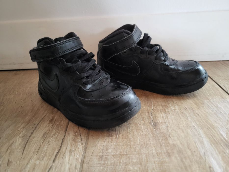 Nike air force 1 mid rozm 26
Wyszukaj coś

Nike