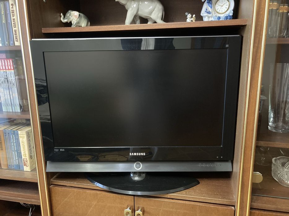 Телевизор Samsung LE32M61BS