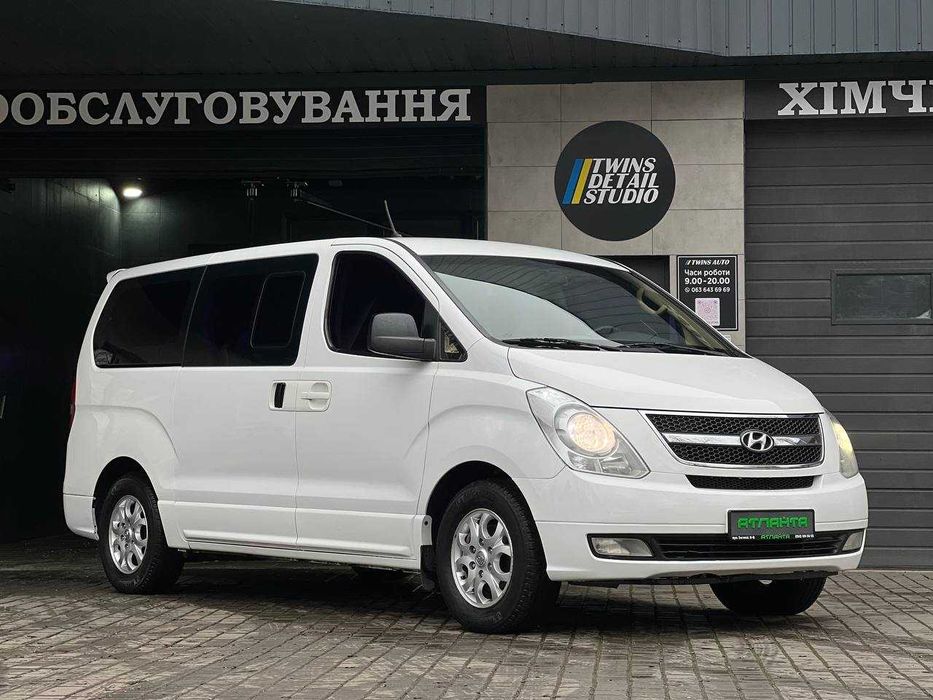 Hyundai H-1 2012