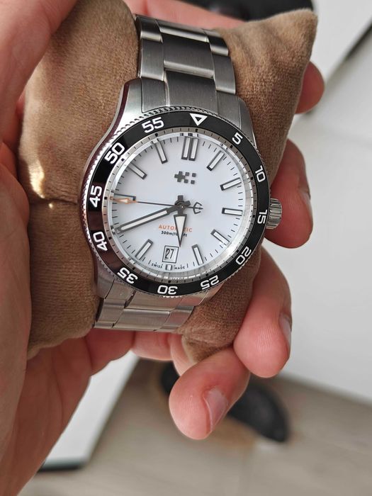 Christopher Ward Trident Pro 300 (38mm)