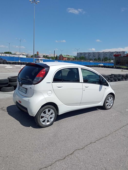 Peugeot ion 2016