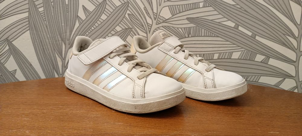 Buty sportowe adidas rozm. 33