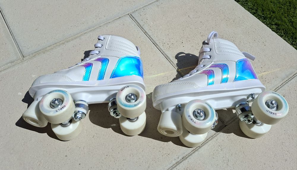 Patins de criança (menina) + Proteções de Joelhos, cotovelos e mãos