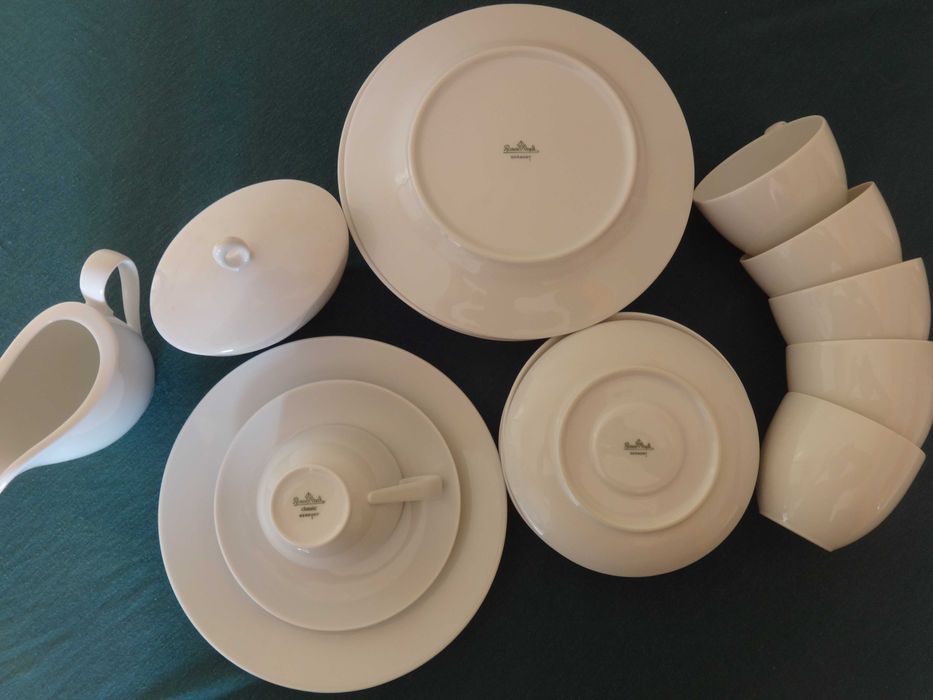 Rosenthal  zestaw do kawy biala porcelana nowy na 10 osob.