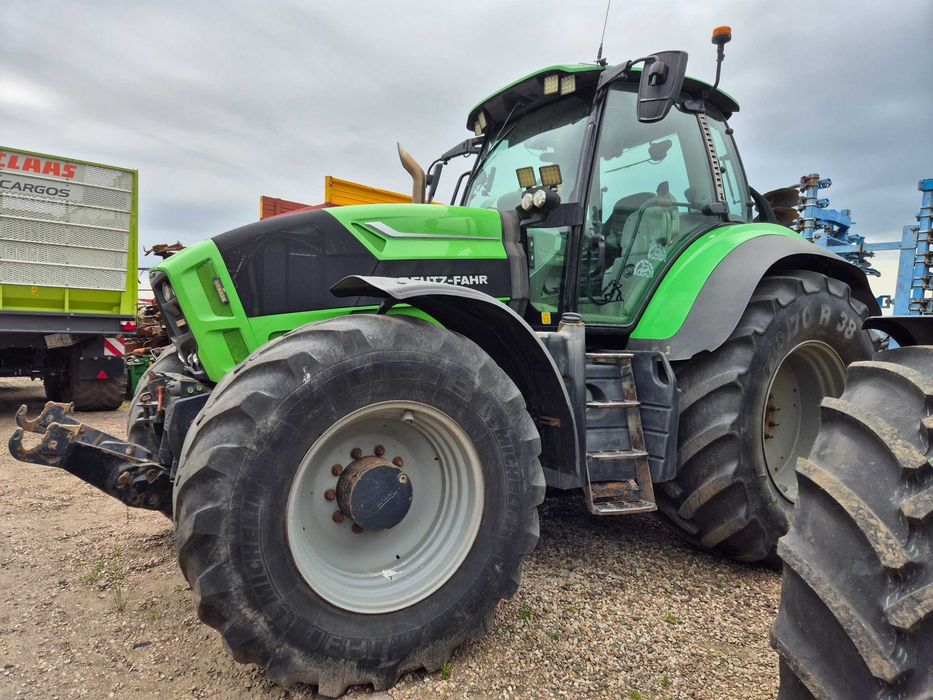 Deutz Fahr Agrotron TTV7250 TUZ pneumatyka zaczepy ciągnik z Niemiec