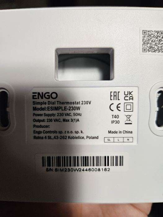 Sprzedam komplet 5 termostatów pokojowych ENGO ESIMPLE-230W (230V).