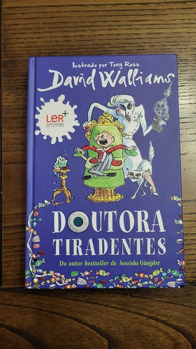 Doutora Tiradentes - David Walliams